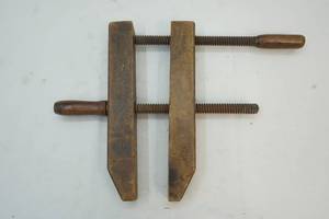 lot 150 image: wood clamp