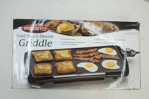 lot 156 image: electric griddle