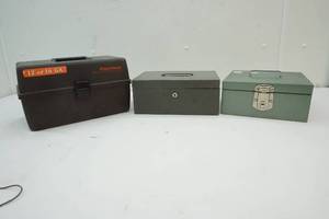 lot 163 image: storage boxes
