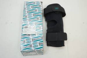 lot 182 image: knee brace