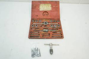 lot 218 image: tap and die set