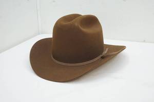 lot 232 image: Browning felt hat