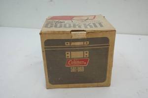 lot 283 image: Coleman cook Kit