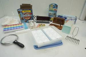 lot 288 image: kitchen supplies