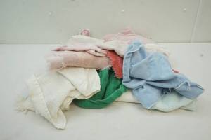 lot 293 image: pile-o-rags