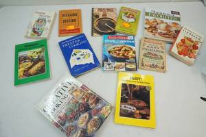 lot 340 image: recipe books