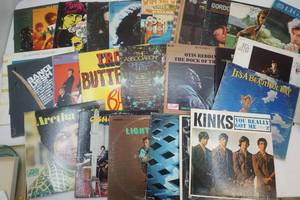 lot 366 image: vinyl LPs