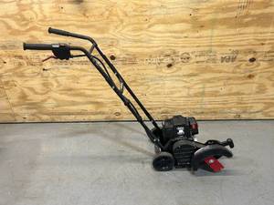 lot 35 image: LEGEND FORCE 46CC Four Cycle 9 Edger