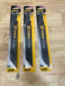 lot 56 image: DEWALT Lot of 3 Packs of- 8 in. Premium Metal Cutting Blades (5 per Package)
