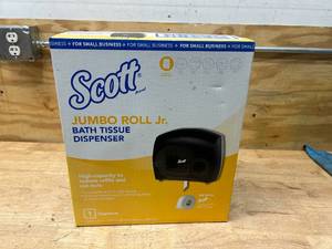 lot 99 image: SCOTT Jumbo Roll Jr. Bath Tissue Dispenser