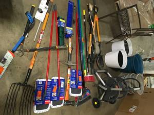 lot 17 image: Lot of Assorted Outdoor and Lawn Care Items Various Models and Conditions Customer Returns See Pictures