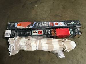 lot 24 image: Lot of Assorted Umbrella Various Models and Conditions Customer Returns See Pictures