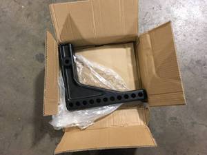 lot 33 image: Weight Distribution Shank (2-12 Shank, 8 Drop) by CURT  Customer Returns See Pictures