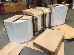lot 23 image: Lot of Assorted Kitchen Cabinets Various Models and Conditions Customer Returns See Pictures