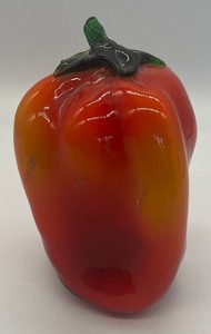 lot 31 image: Vintage Glass Orange Pepper Figurine