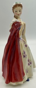 lot 74 image: Royal Doulton Bess Porcelain Figurine HN2002