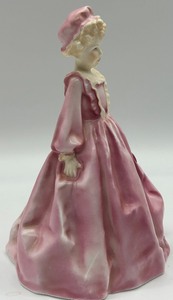 lot 334 image: Royal Worcester Figurine Grandmothers Dress 3081