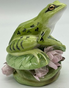 lot 339 image: Vintage Royal Adderley Bone China Frog Figurine
