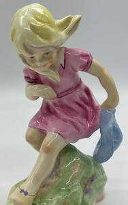 lot 381 image: Vintage Royal Worcester March Porcelain Figurine #3454