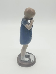 lot 231 image: Bing & Grndahl Spilt Milk Porcelain Figurine #2246
