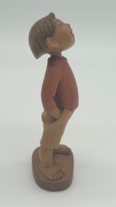 lot 230 image: Anri Hand Carved Wooden Figurine Hans Bliss