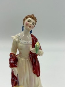 lot 63 image: Royal Doulton Esmeralda Porcelain Figurine HN 2168