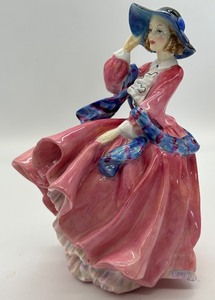 lot 90 image: Royal Doulton Top O The Hill Figurine