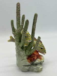 lot 153 image: Royal Worcester Yellow Grunt Figurine 3576