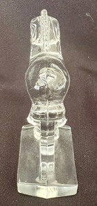 lot 104 image: Heisey Animals and Figurines Clear Kicking Colt