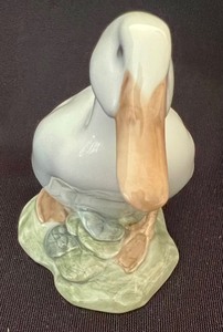 lot 178 image: Royal Copenhagen White Duck Porcelain Figurine 1192