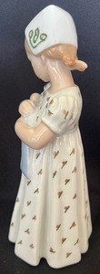 lot 182 image: Bing and Grndahl Danish Hand-Painted Porcelain Figurine 1721