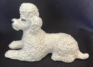 lot 184 image: Porcelain German Rosenthal Poodle Figurine