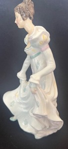 lot 191 image: Royal Doulton Minuet Porcelain Figurine HN 2019