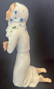 lot 193 image: Vintage Boehm Girl Kneeling Figurine - Saint Maria Goretti