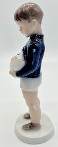 lot 350 image: Bing & Grndahl Boy with Sailboat Porcelain Figurine 2380