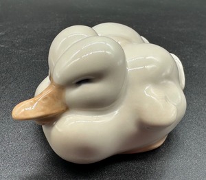 lot 127 image: Royal Copenhagen Pair of Ducklings #516