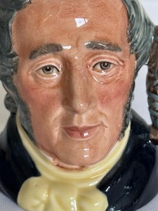 lot 435 image: Royal Doulton Sir Henry Doulton - Exclusively for the Collectors Club