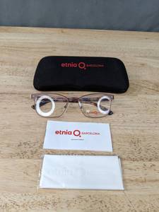 lot 148A image: NEW Etnia O. Barcelona Eyeglasses with Display Lenses L