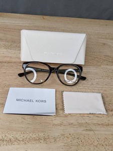 lot 94A image: NEW Michael Kors Eyeglasses with Display Lenses L