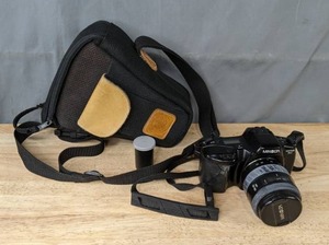lot 118 image: Minolta Maxxum 3XL Camera w Carrying Case K