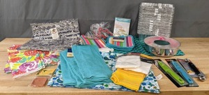 lot 113 image: NEW Assorted Kitchen Accessories and Gadgets The Brown Sugar Saver, Dish Towels, Placemats, Paring Knives, Disposable Loaf Tins, & More K