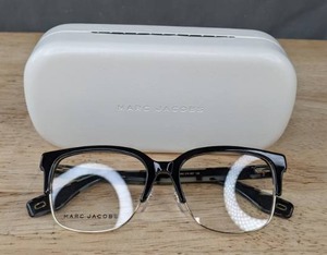 lot 28A image: New Marc Jacobs Glasses with Display Lenses and Case  L