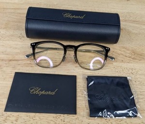 lot 122A image: New Chopard Glasses with Display Lenses and Case  L