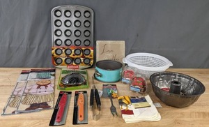 lot 108 image: NEW Kitchen Baking Items and Accessories Mini Muffin Pan, Paring Knives, Springform Pan and More K