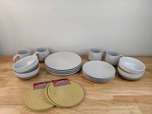lot 141 image: Better Homes & Gardens 12-Piece Dining Set and Cooking Concepts Trivets K