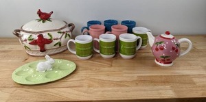 lot 183 image: Collection of NEW Ceramic Entertaining Items Mugs, Egg Dish, Teapot and Tureen K