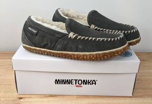 lot 58 image: NEW Minnetonka Womens Size 8.5 Tempe Slipper Moccasin, Grey N