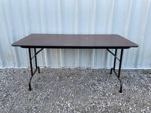 lot 85 image: Heavy Duty Wood Folding Table N