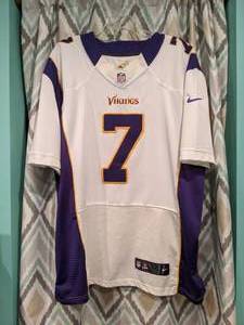 lot 467 image: Minnesota Viking Christian Ponder NFL Football Jersey Mens Size 52 XXL P