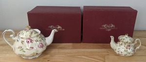 lot 184 image: Set of Two Beautiful Victorian Trading Co Floral Tea Pot Kettles with Gold Trim  K